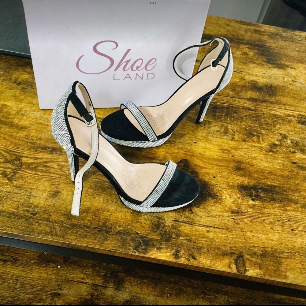 (220) Fashion Nova Pink & Black Rhinestone Encrusted Fashionable Heels Size 9